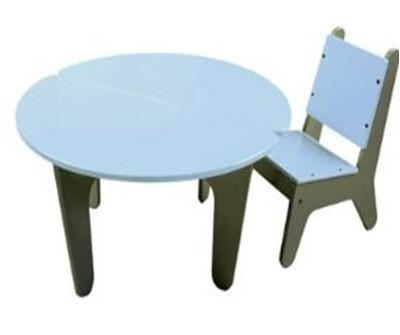 Not Neutral BB2 Table & Chairs Set