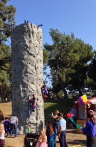 rock-climbin-wall-2013-mario-dan-671x1024