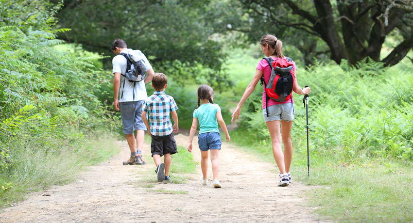 family hike2