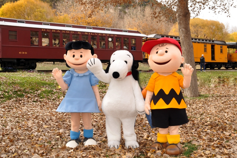 Peanuts-gang-train