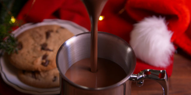 landscape-1482255950-delish-the-santa-clause-hot-cocoa-02