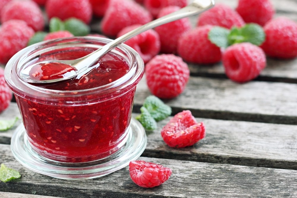 old-fashioned-raspberry-jam