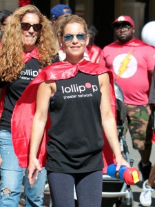 candace-cameron-bure-at-the-lollipop-superhero-walk-in-hollywood-04-30-2017-1