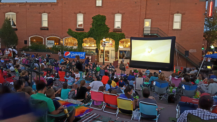 flagstaff-movies-on-the-square