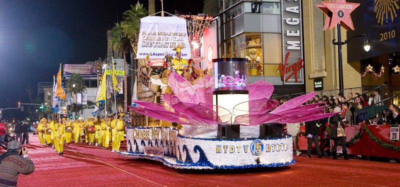 2007-11-26-la-parade-03