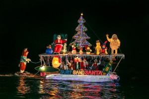 Naples-Island-Annual-Holiday-Boat-Parade