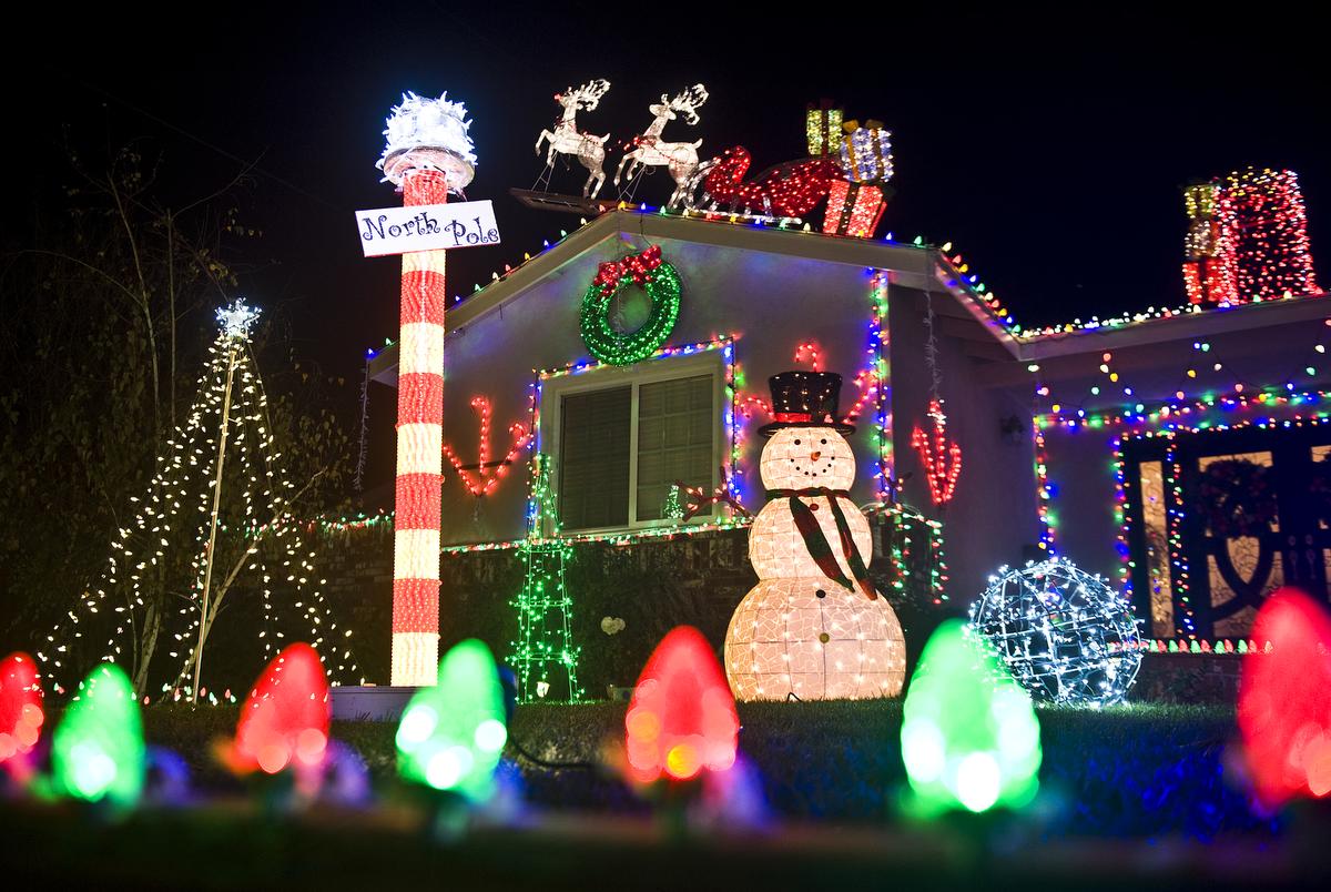 Michael Pasqualino's home stands out on 431 N. Shaffer St. in Orange.
///ADDITIONAL INFORMATION: HolidayLights.1213 Ð 12/11/15 Ð NICK AGRO, ORANGE COUNTY REGISTER- BACKGROUND

Roundup of holiday lights 2015