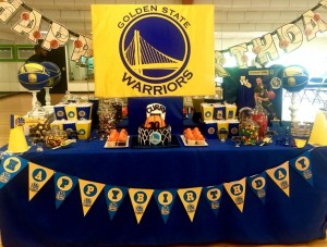 04709d0e9da42927de0578217b8e5d8d--basketball-birthday-basketball-party